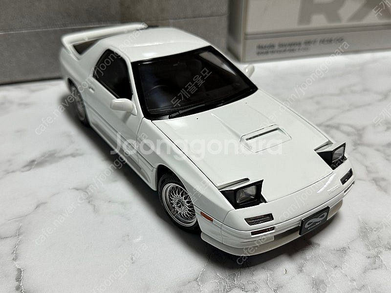 1:18 휠아트 마쯔다 rx-7 fc3s 화이트 다이캐...--2