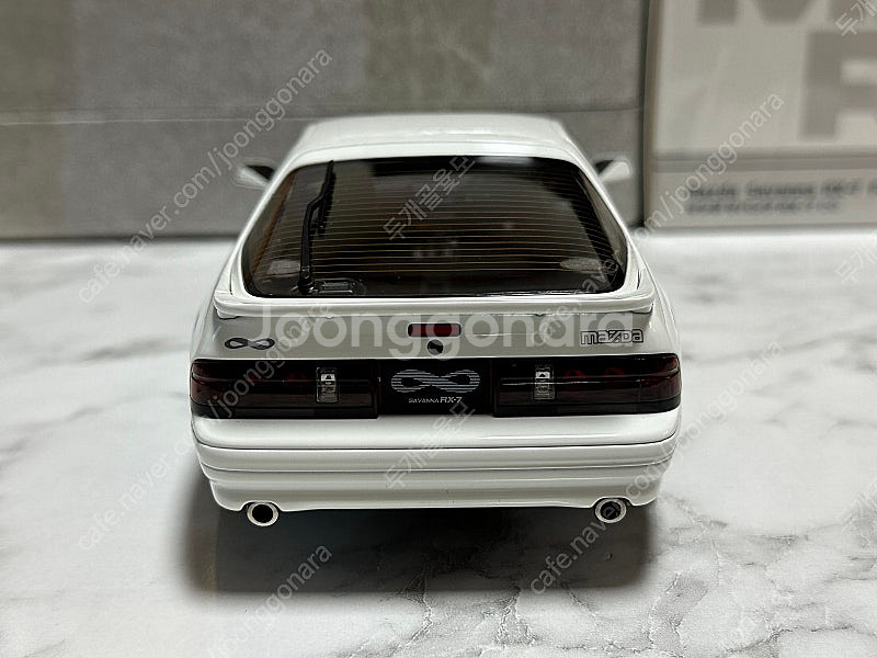1:18 휠아트 마쯔다 rx-7 fc3s 화이트 다이캐...--7