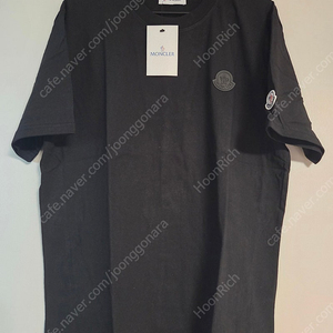 몽클레어 검정 반팔티 XL 새상품