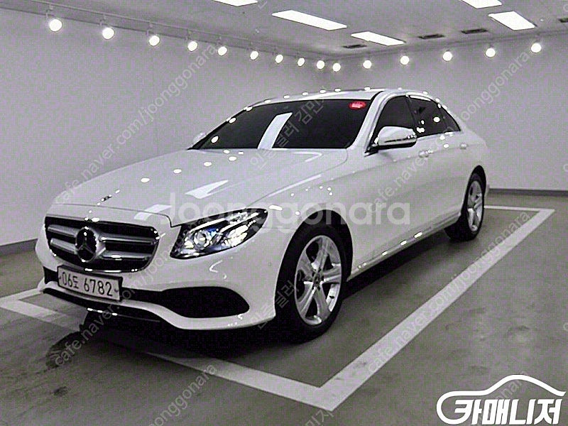 [벤츠]E-클래스 W213 E220d 4MATIC 아방...--2