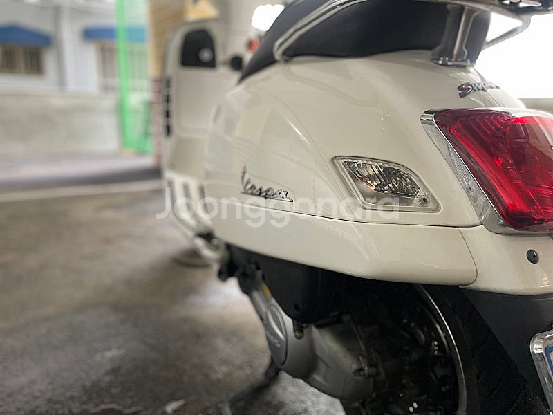 관리 상태100% 최상! 베스파GTS300팝니다.--4