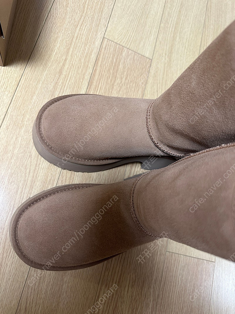 어그 정품 청키 숏힐부츠 5사이즈 클래식 뉴하이츠--1