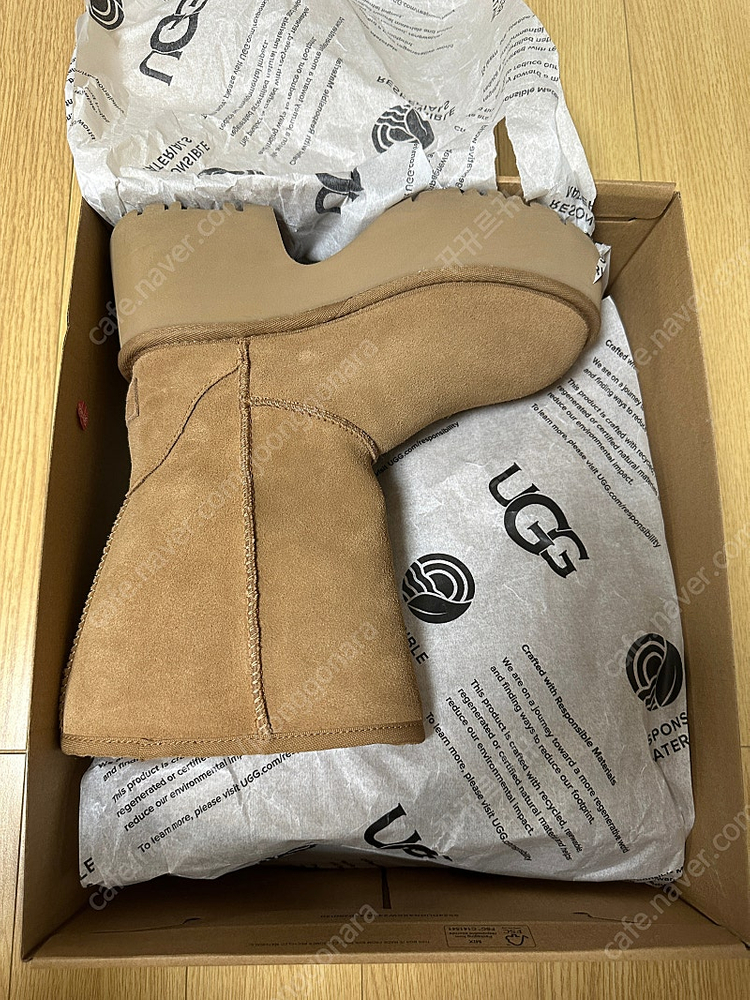 어그 정품 청키 숏힐부츠 5사이즈 클래식 뉴하이츠--8