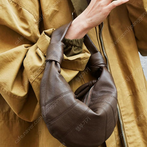 포춘백 카키브라운 미니 삽니다