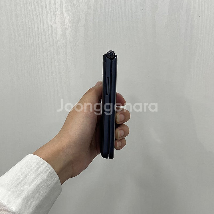 95976 갤럭시폴더2 32GB 블랙 부산 중고폰 팝니...--5