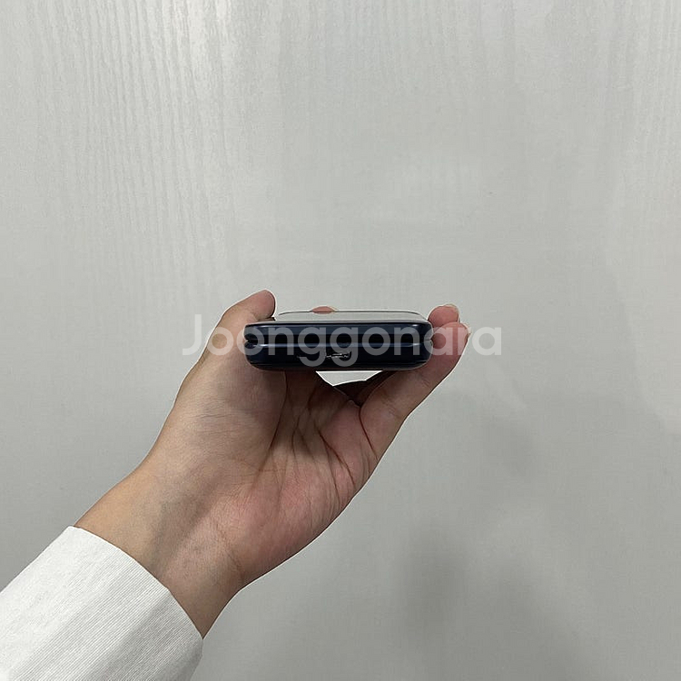 95976 갤럭시폴더2 32GB 블랙 부산 중고폰 팝니...--6