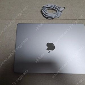 맥북 에어 M2 13.6인치 ssd512 gpu10코어 팝니다