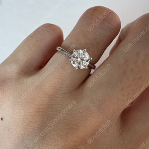 모이사나이트 반지 1캐럿 이미지