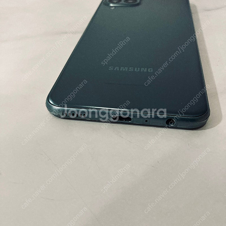 갤럭시 점프2 그린 128기가 잔상없는기기 7만5천원 판매합니다!--2