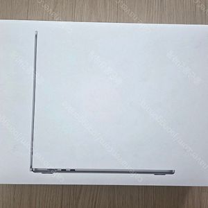맥북에어 15 M3, 8코어 CPU, 10코어 GPU, 24GB RAM, 512GB SSD 미개봉 새상품 판매합니다.