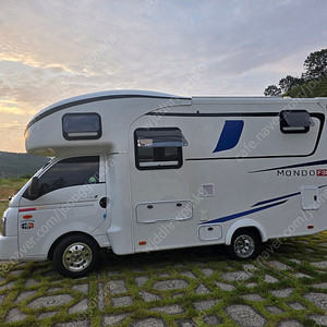 상태 최상급 캠핑카