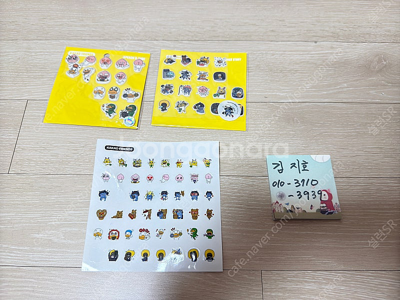 카카오프렌즈 스티커 3종 일괄 팝니다. (일부 사용. ...--0