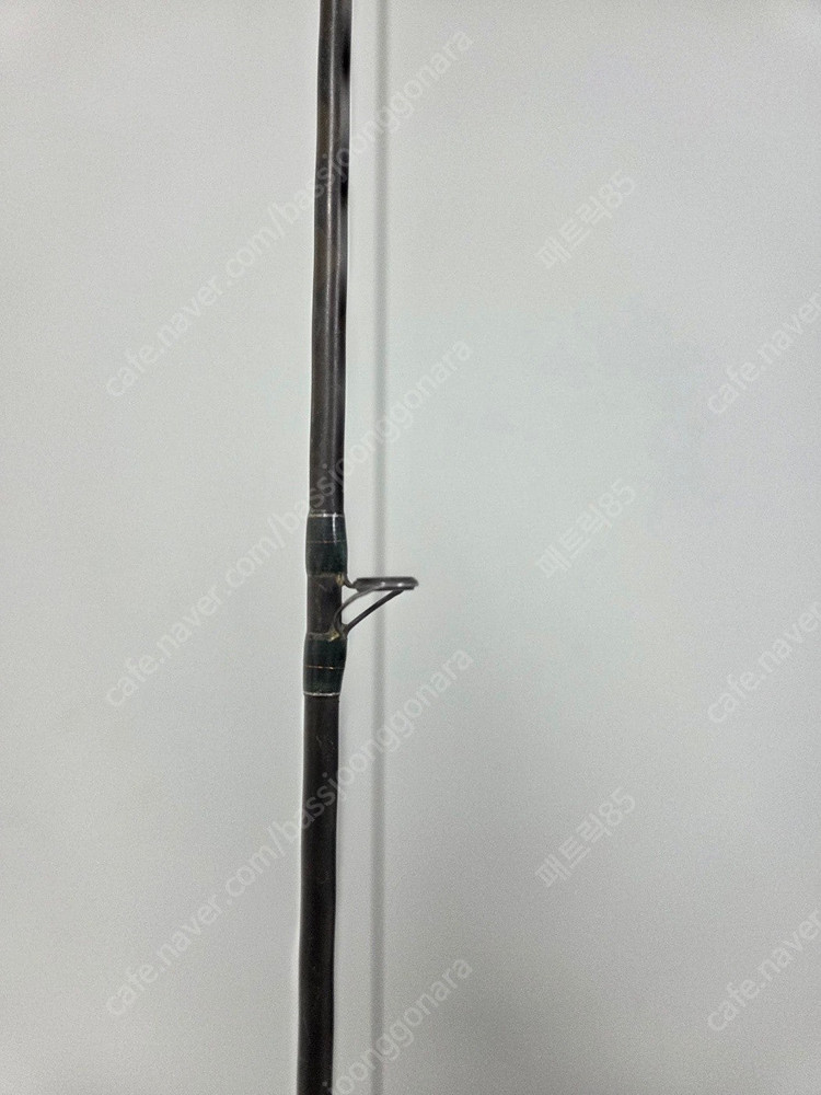 메가배스 에밀리아, 코브렛티 보우앤에로우, 판매합니다. 이미지