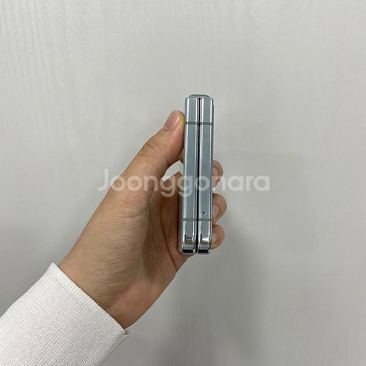 96598 갤럭시Z플립5 512기가 민트 팝니다 34만...--3
