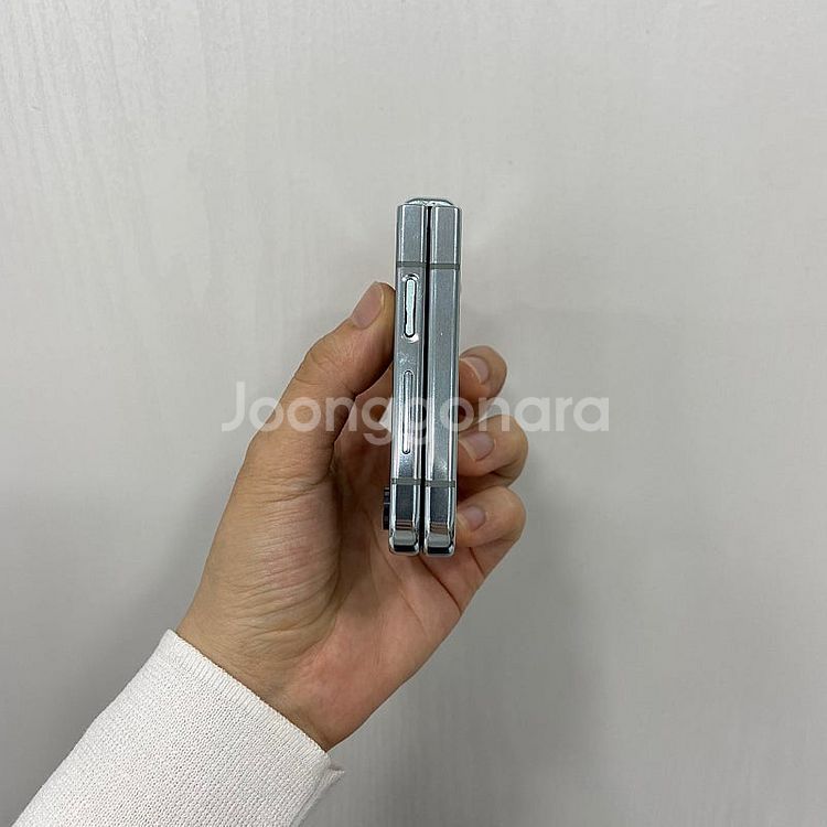 96598 갤럭시Z플립5 512기가 민트 팝니다 34만...--5