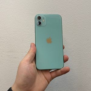 아이폰11 그린 64GB 배터리89% 상태좋은 중고24만 팝니다