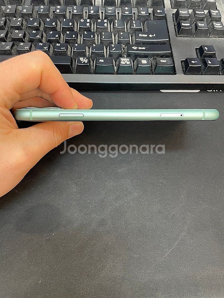 아이폰11 그린 64GB 배터리89% 상태좋은 중고24...--4