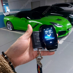쉐보레 슈퍼카 콜벳 오래된 연식 구형 클래식 자동차키를 최신형 LCD 액정 디지털키로 업그레이드 전환 제작 스마트하고 편리한 근접도어, 원격 차량제어 기능 활성화 추가 작업