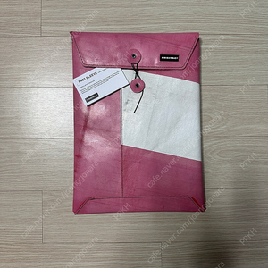 프라이탁 랩탑 슬리브 (F402 SLEEVE for Laptop 12" 13") 핑크 이미지