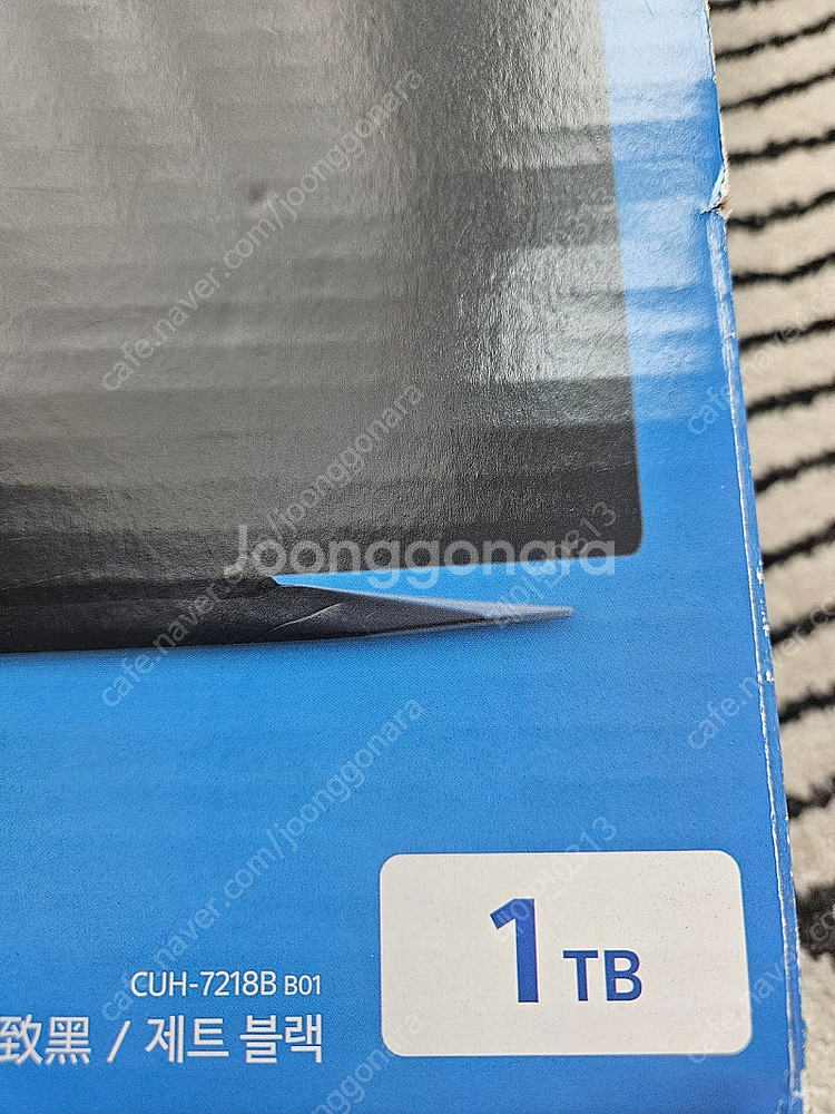 PS4 Pro 1TB 제트 블랙 7218b 판매합니다.--4