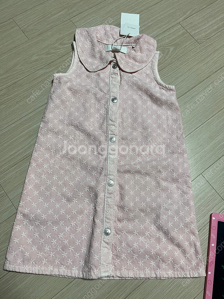 텍달린 새상품 ZARA 신상 꽃 자수 데님 원피스 6y--4