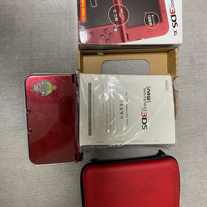 닌텐도 뉴3ds xl 레드컬러 박스셋 팝니다.