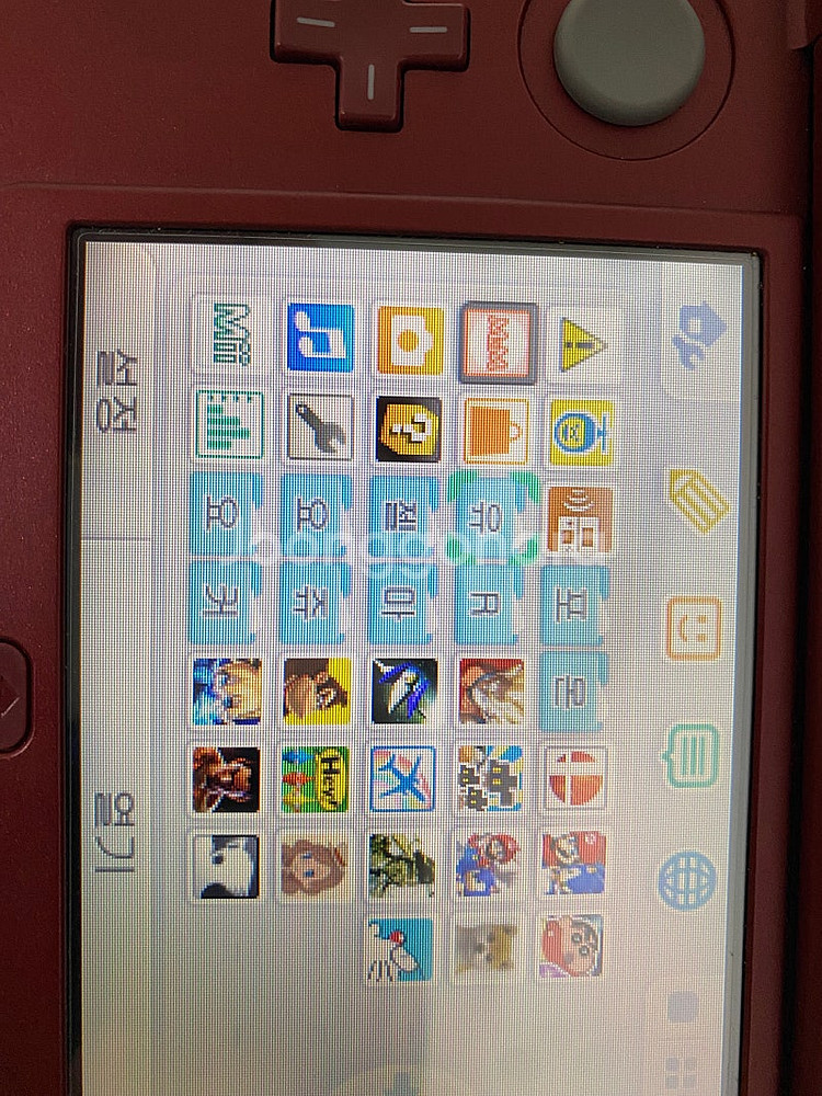 닌텐도 뉴3ds xl 레드컬러 박스셋 팝니다.--7