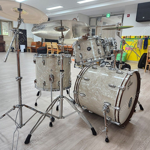 그레치 리나운 메이플 RN2(Gretsch Renown Maple RN2 + Soild Brass Snare ) + 사비안 심벌세트 팝니다.