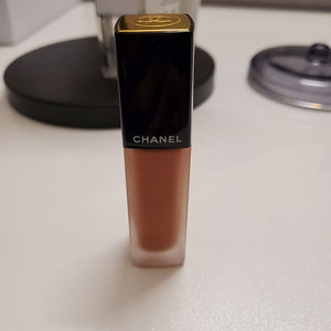 중고) 샤넬 루쥬 알뤼르 리퀴드 벨벳 202 택포