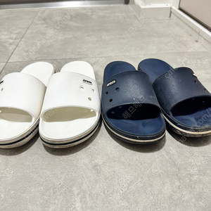 크록스 슬라이드 삽니니다!! ( 크록밴드 슬라이드3)