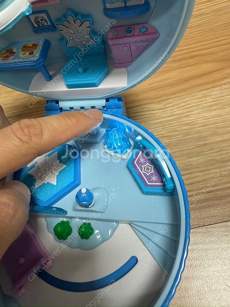 꾸래핑 하우스--3