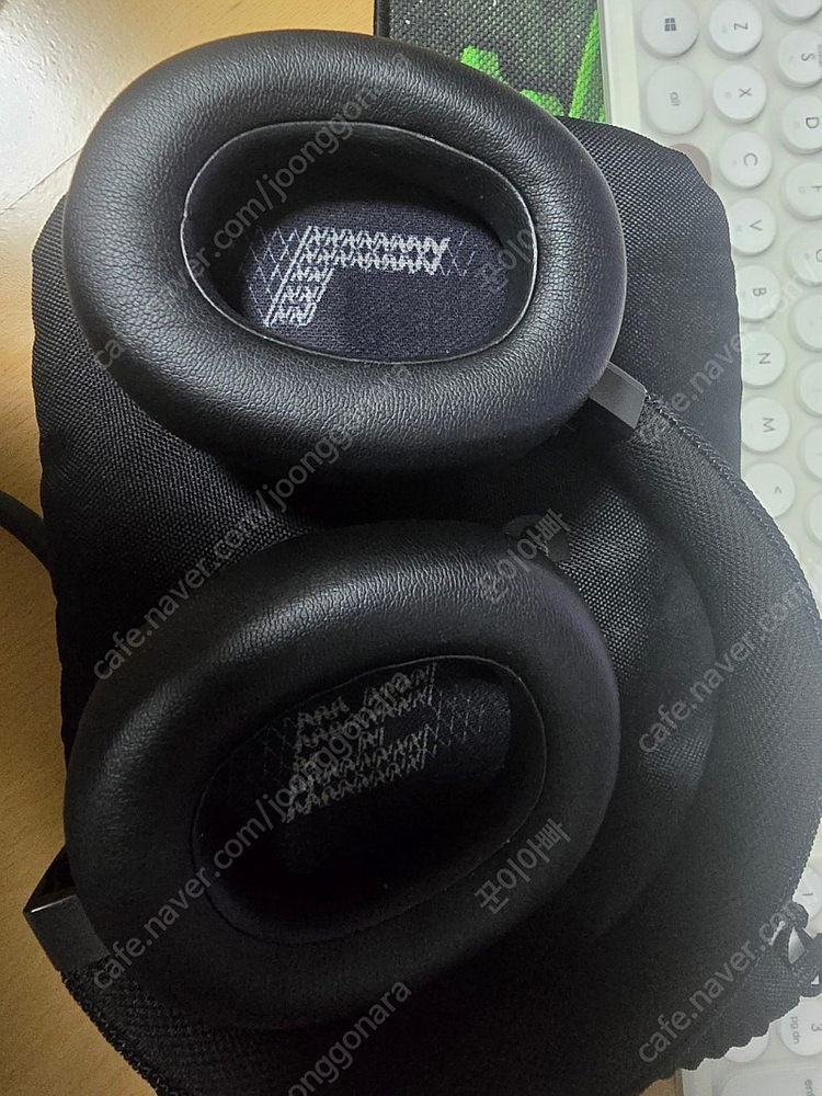 삼성 JBL LIVE 66PNC 블랙 팝니다--2