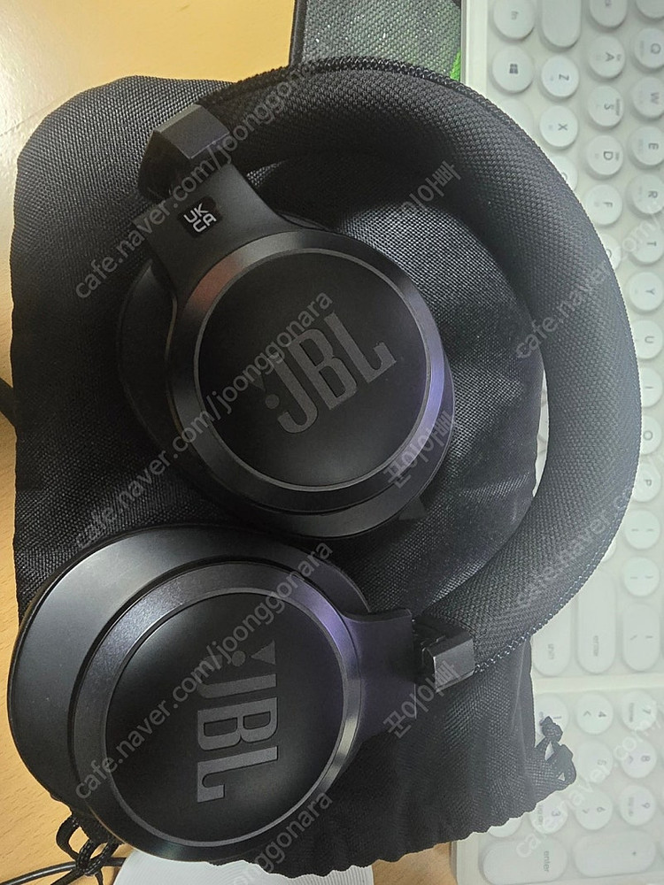 삼성 JBL LIVE 66PNC 블랙 팝니다--3