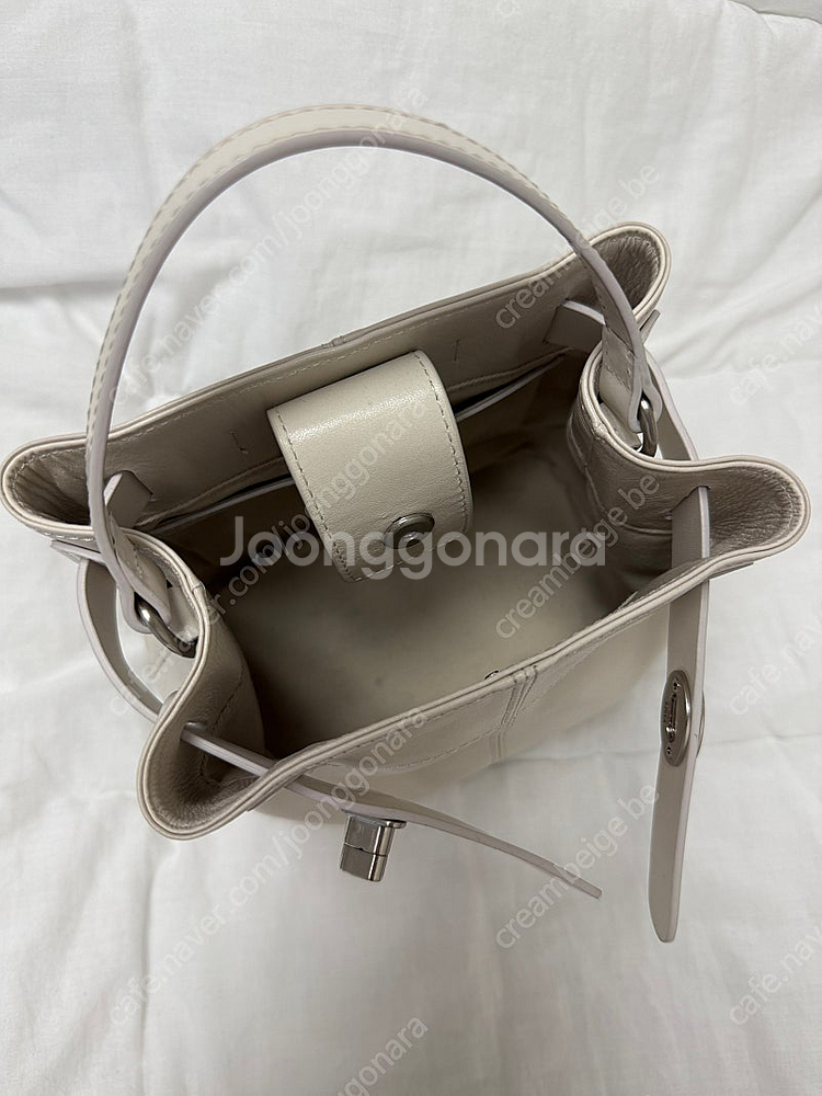 APOA coupure bucket 아포아 코퍼 버킷백--4