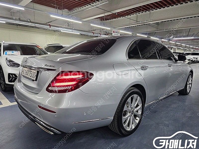 [벤츠]E-클래스 W213 E300 4MATIC 익스클...--4