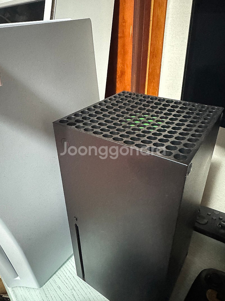XBOX SERIES X--1