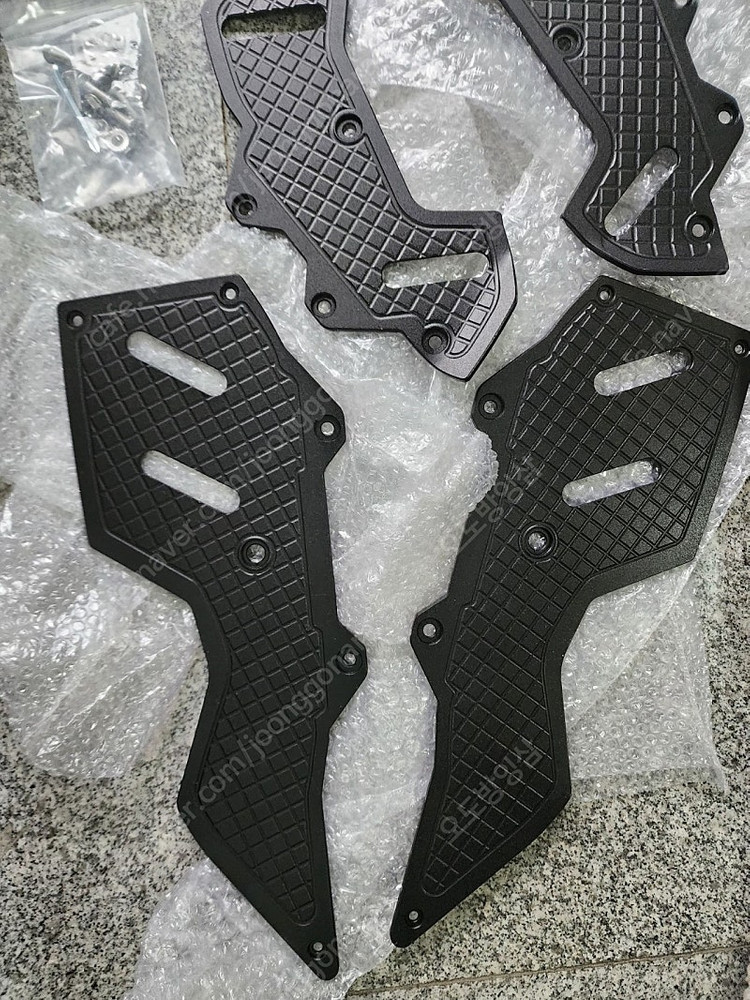 nmax 발판 범퍼 가드 일체형 블랙 색상 팔아요 21년-24년용--4