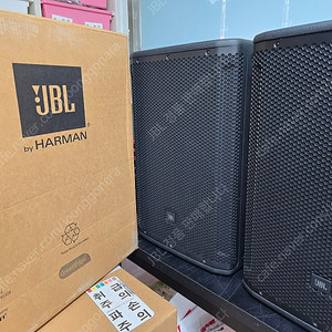 JBL SRX812 고가형 패시브 스피커 1조 판매합니다.