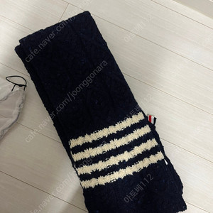 톰브라운 네이비 모자 머플러