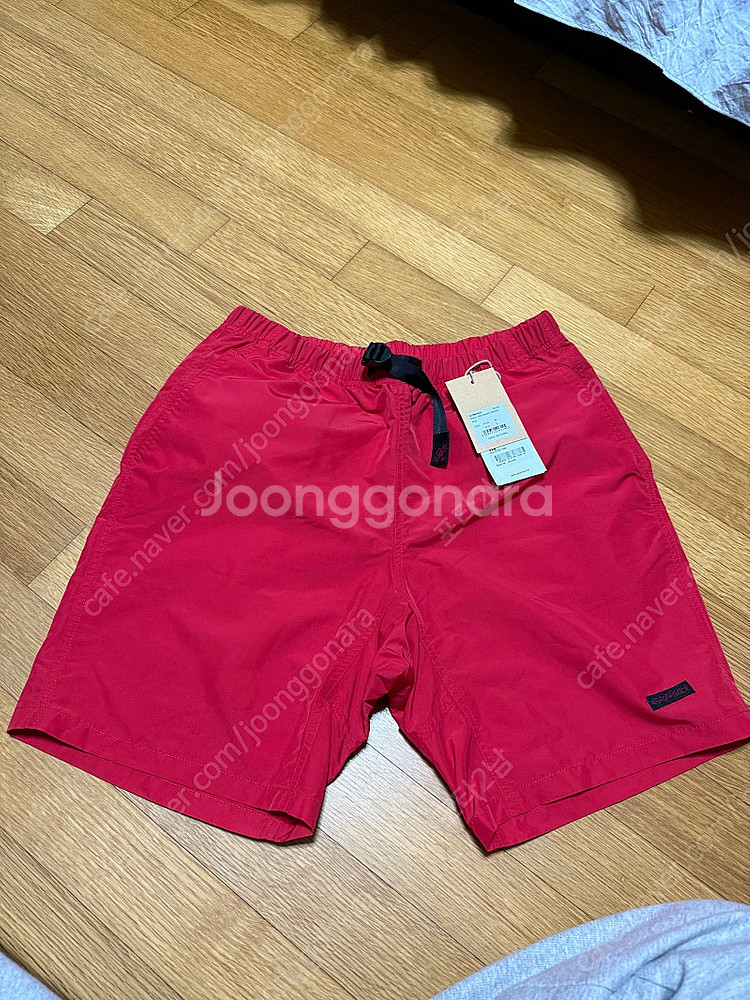 아시아M 그라미치 쉘 패커블 레드 쇼츠--0