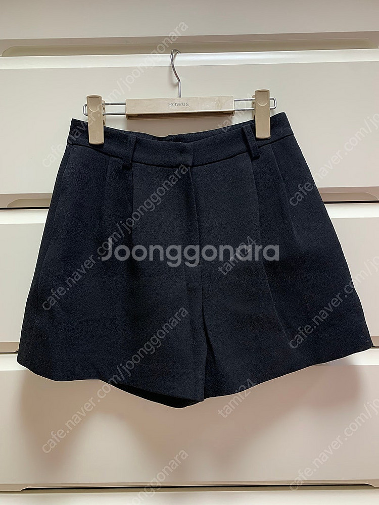 타낫 모던 핀턱 숏 팬츠 블랙 스몰--0
