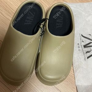 자라 크록스 클로그 베이지브라운 새상품 250-260