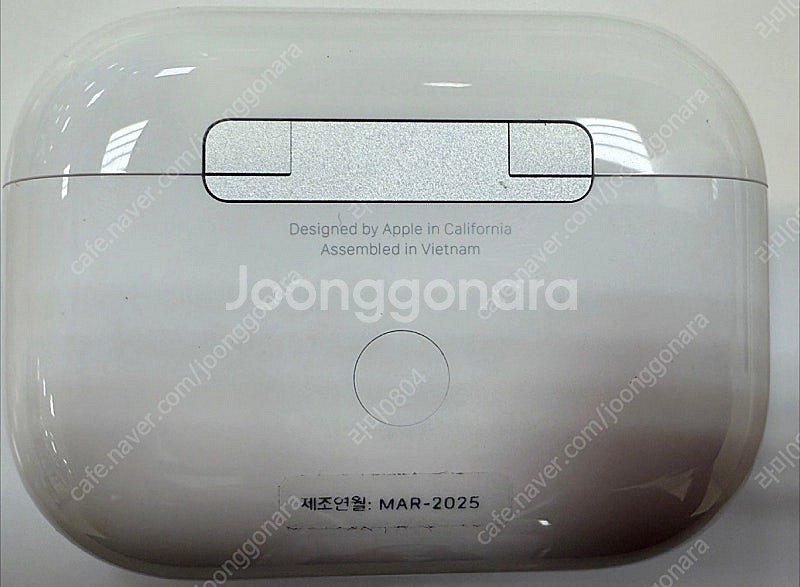 에어팟프로2 라이트닝 모델 팝니다.--1