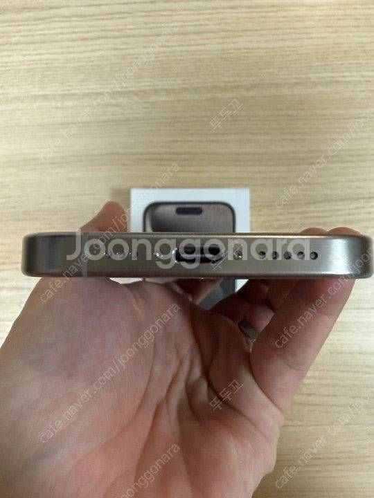 아이폰 15 Pro 128기가 네츄럴티타늄 팝니다--7