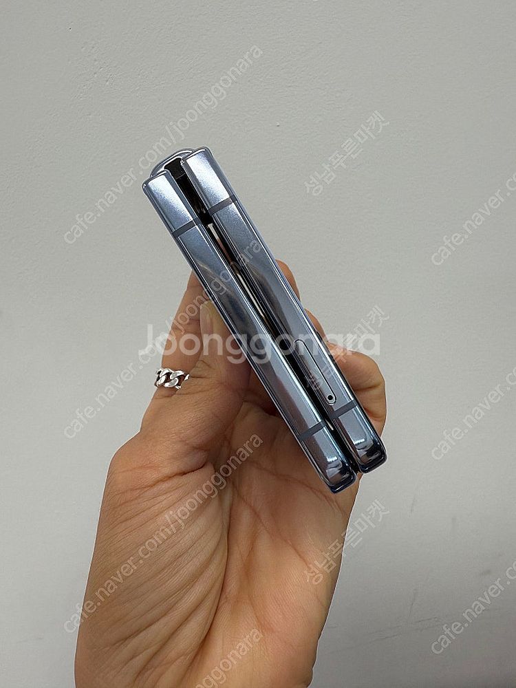 F721 갤럭시 Z플립4 블루 256기가 21만 판매합...--3