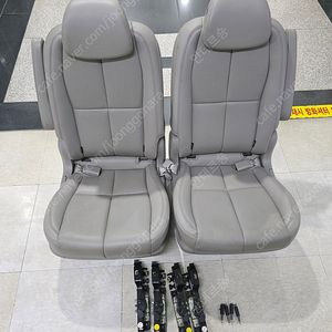 올뉴 카니발 9인승 3열시트 팝니다