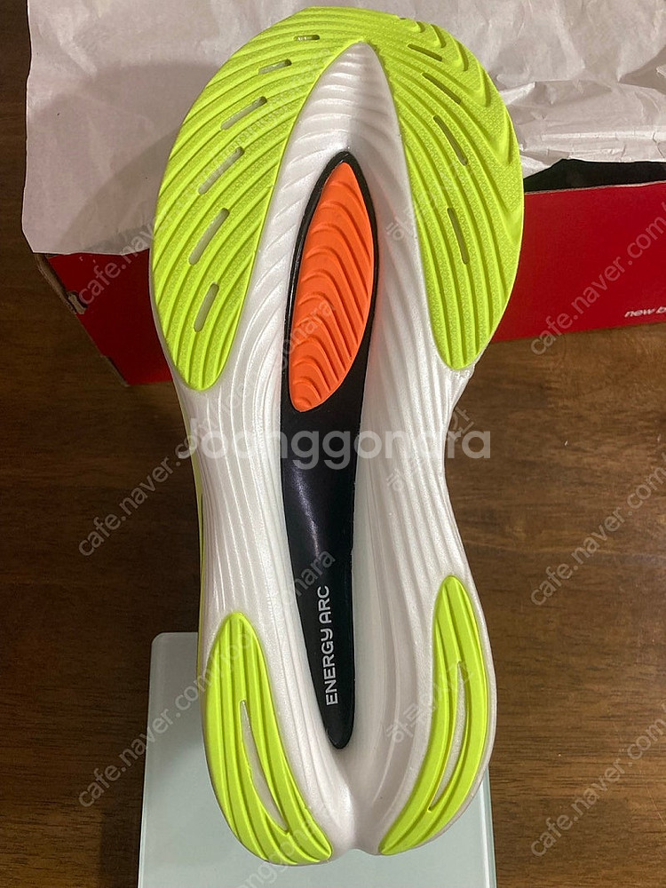 (새상품) 뉴발란스 SC Elite V3--1
