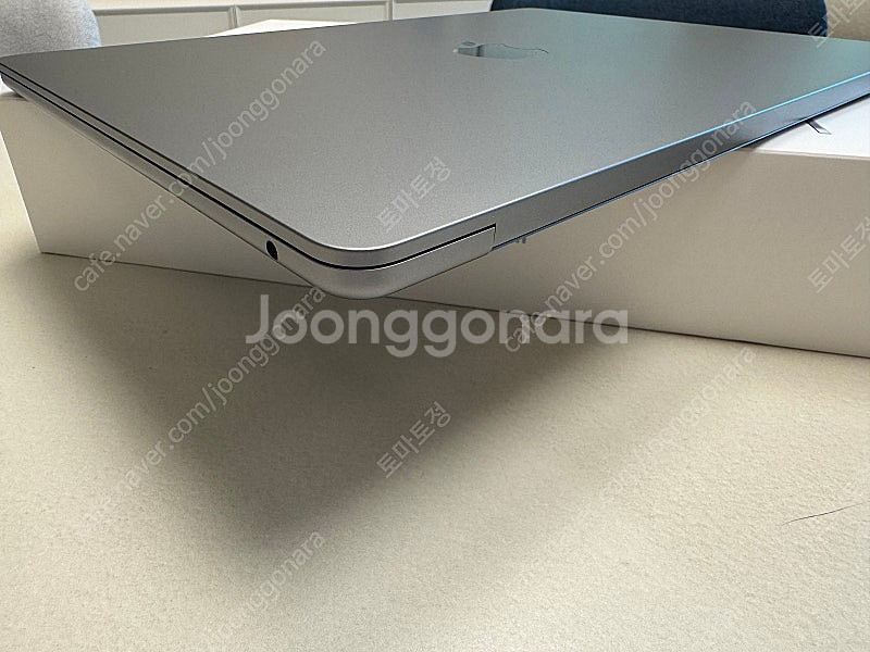 맥북에어 M3 15인치 16GB / 512GB 스페이스...--2