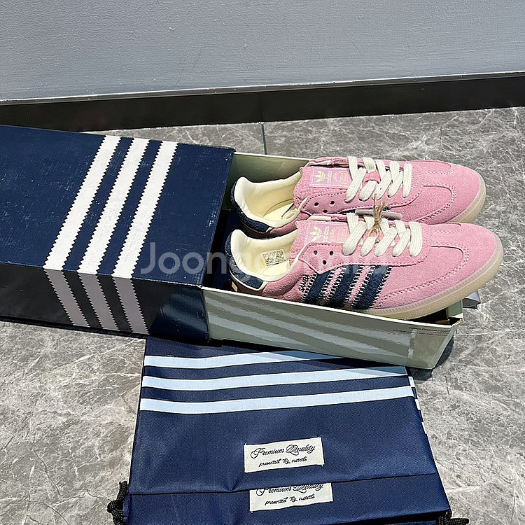 하이포인트 [Adidas] 아디다스 x 노타이틀 삼바 ...--6