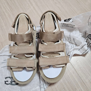 UGG 어그 아동 샌들 새상품 19.5cm